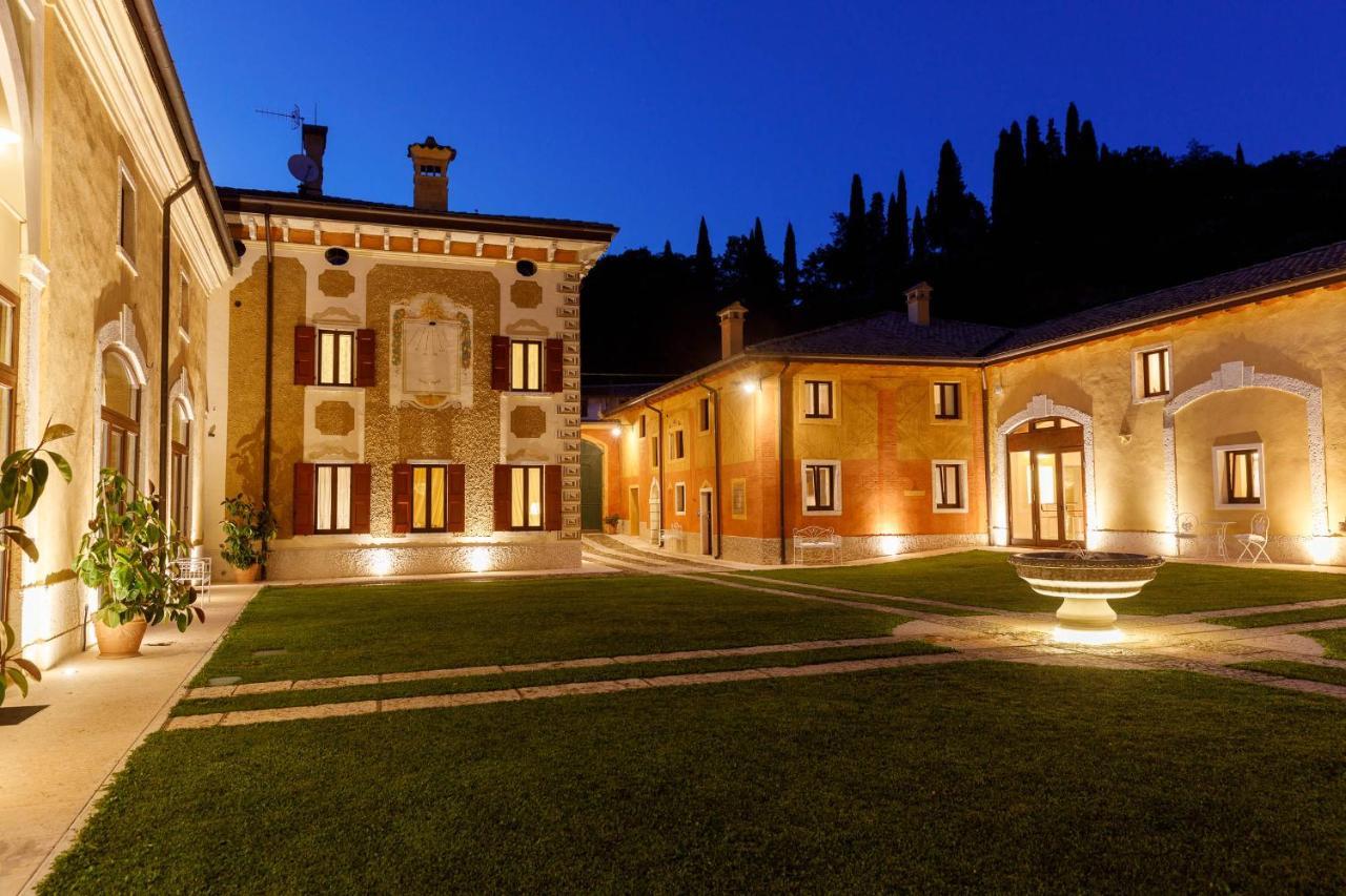 Villa Padovani Relais De Charme - Adults Only Pastrengo Eksteriør bilde