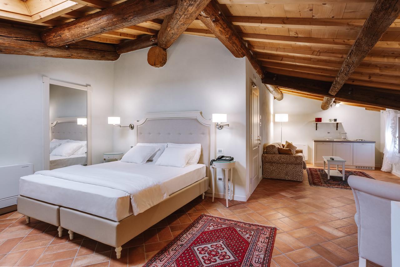 Villa Padovani Relais De Charme - Adults Only Pastrengo Eksteriør bilde